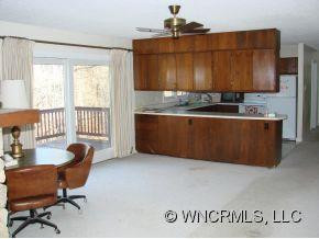 67 Ridgeway - Photo 4