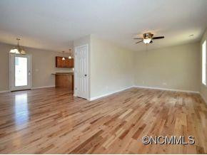 105 LITTLEFIELD DRIVE - Photo 4