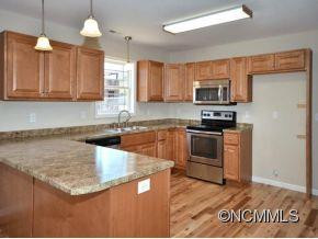 105 LITTLEFIELD DRIVE - Photo 6