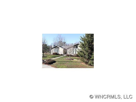 118 Woodland Hills Rd