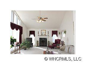 118 Woodland Hills Rd - Photo 2
