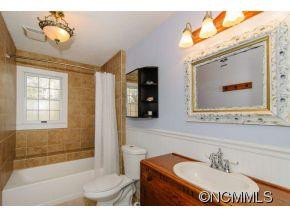 69 Oxford Valley Drive - Photo 12
