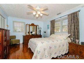 69 Oxford Valley Drive - Photo 8