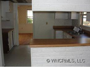 2 FOREST RIDGE DRIVE - Photo 4