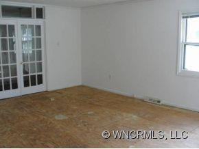 2 FOREST RIDGE DRIVE - Photo 5