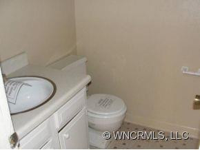 2 FOREST RIDGE DRIVE - Photo 6