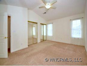 1701 Hyde Park Drive - Photo 6