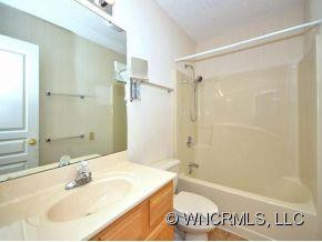 1701 Hyde Park Drive - Photo 10
