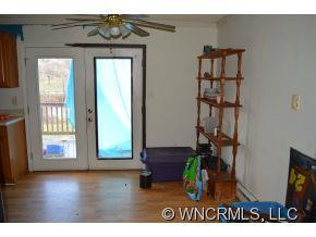 50 Joyce - Photo 6
