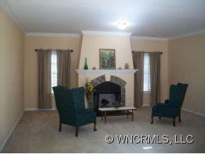 188 BEECHWOOD CIRCLE - Photo 2