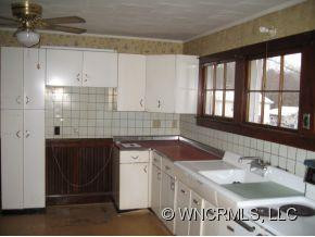 143 Lower Edgewood Road - Photo 2