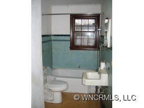 143 Lower Edgewood Road - Photo 8