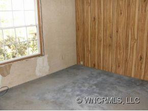 110 PEACEFUL VALLEY ROAD - Photo 9