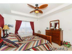 16 Holmes Lane - Photo 12