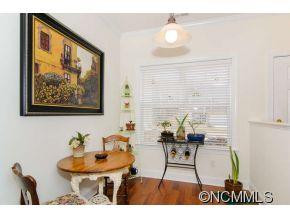 16 Holmes Lane - Photo 9