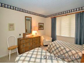 213 CROWFIELDS DRIVE - Photo 8