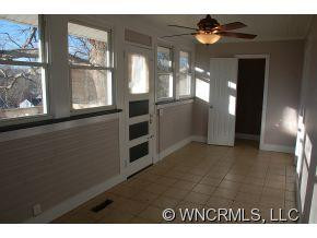 178 Pennsylvania Avenue - Photo 16