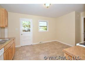 28 Forestdale Drive - Photo 4