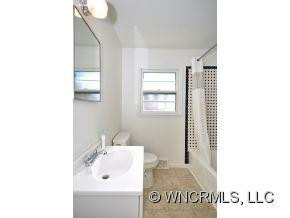28 Forestdale Drive - Photo 8