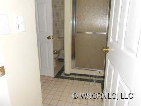 305 Secretariat Ln - Photo 11