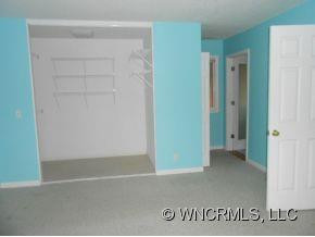 305 Secretariat Ln - Photo 13