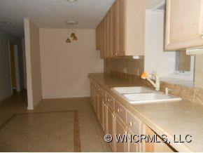 305 Secretariat Ln - Photo 5