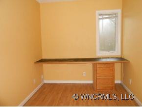 305 Secretariat Ln - Photo 7