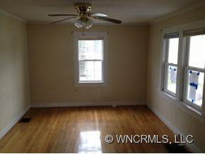 4 W Raleigh Road - Photo 3