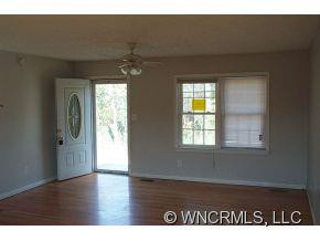 216 Pandora Circle - Photo 6