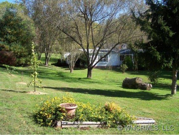 48 Armstrong Rd