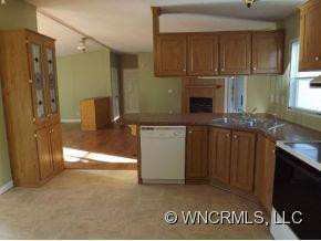 48 Armstrong Rd - Photo 5
