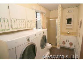 3276 Howard Gap Road - Photo 12