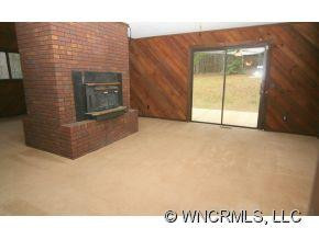 3276 Howard Gap Road - Photo 5