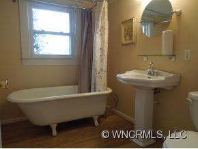 140 Hall Road - Photo 8