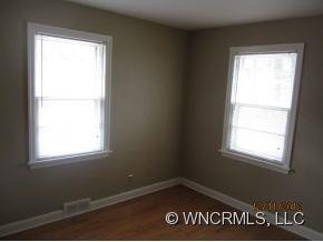 951 Hendersonville Road - Photo 13