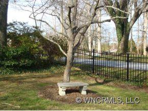 433 Hillcrest Circle - Photo 14