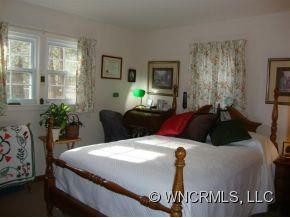 433 Hillcrest Circle - Photo 8