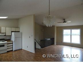 1 King Arthur Place - Photo 2