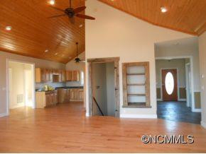 16 Butterfly Hill Dr - Photo 5