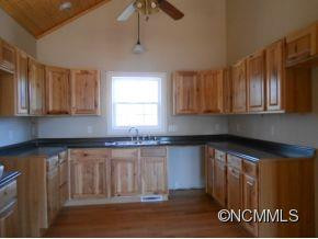 16 Butterfly Hill Dr - Photo 9