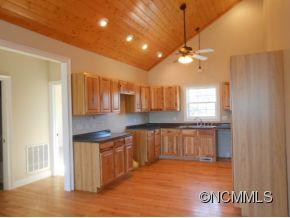 16 Butterfly Hill Dr - Photo 10