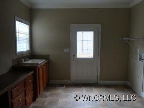 128 Tawn Dr - Photo 13
