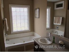 237 Valleyview Drive - Photo 12