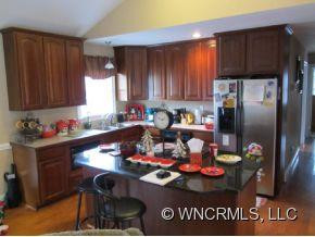 237 Valleyview Drive - Photo 4