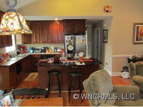 237 Valleyview Drive - Photo 5