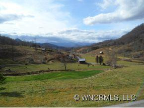 131 Genevieve Lane - Photo 2