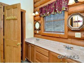 327 MOUNTAIN LAUREL - Photo 10
