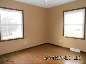 564 Penland Street - Photo 3