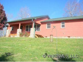902 CHESTNUT MOUNTAIN ROAD - Photo 2