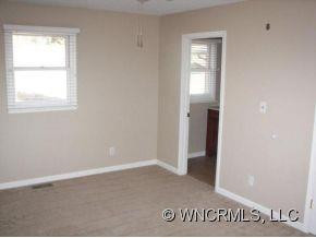 902 CHESTNUT MOUNTAIN ROAD - Photo 17